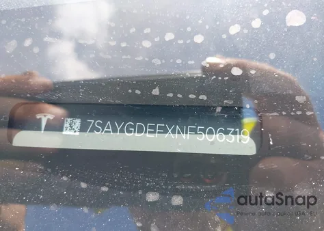 2022 Tesla Model Y Performance Dual Motor All-Wheel Drive z USA, uszkodzony, nr VIN 7SAYGDEFXNF506319